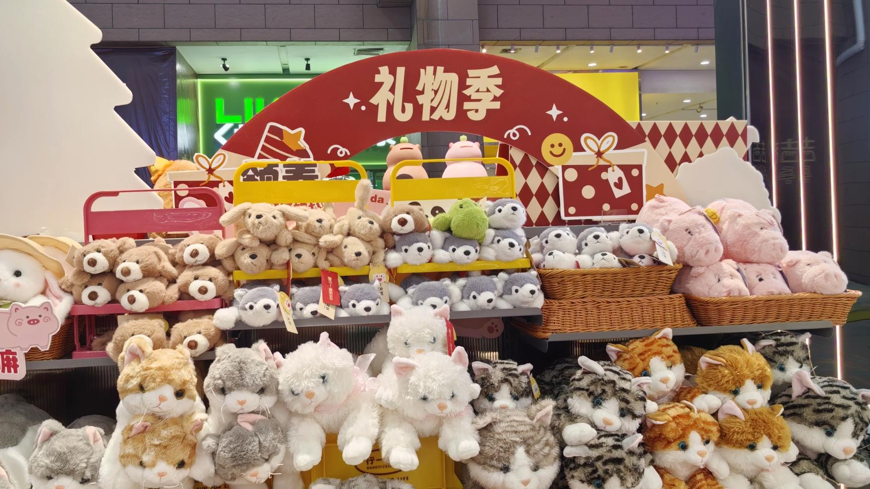 加盟精品百货品牌需要考虑哪些方面的因素？